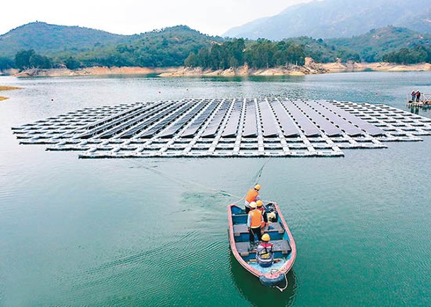 大欖涌「千島湖」完成裝設水塘浮動太陽能發電系統。
