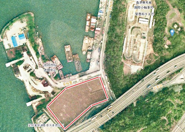 政府將於葵裕街葵涌焚化爐舊址用地（紅框示），興建骨灰安置所。
