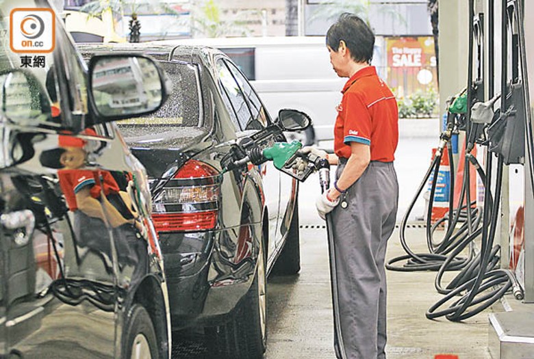 油價上漲，車主開支壓力大增。