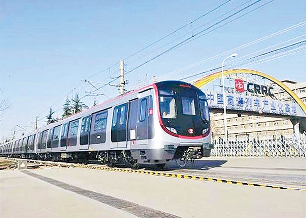涉事列車為新購入的港鐵市區綫願景列車。