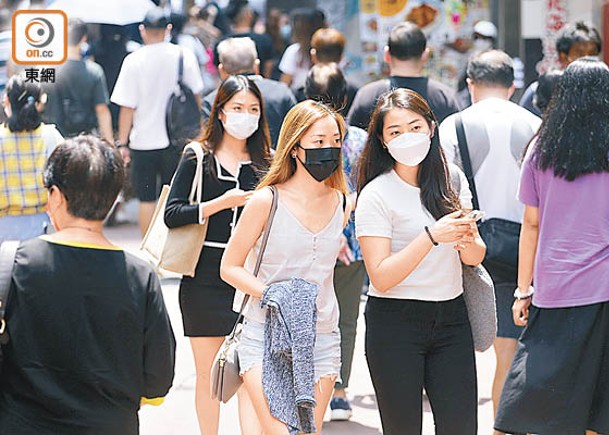 本港連續11日每日增逾4,000宗確診。（李志湧攝）