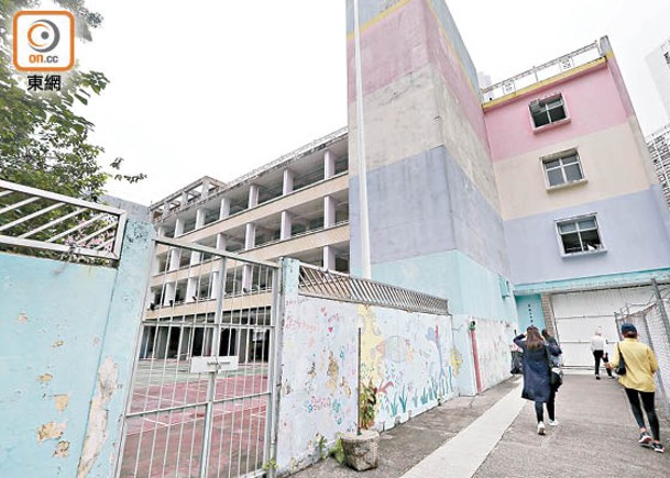 大量空置學校校舍遭閒置。