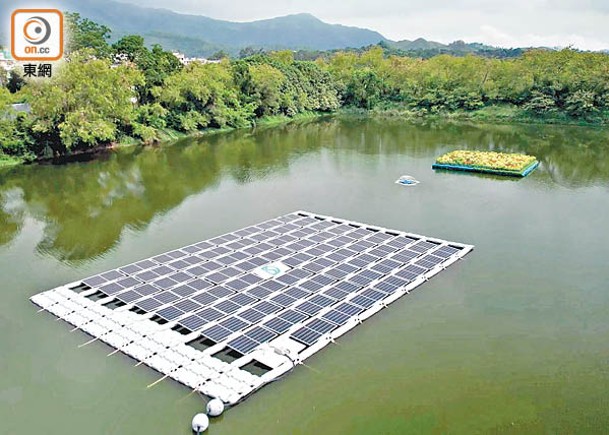 當局指新田蓄洪池浮式太陽能發電系統表現良好。