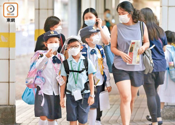 校園告急  1625宗呈報  單日確診新高