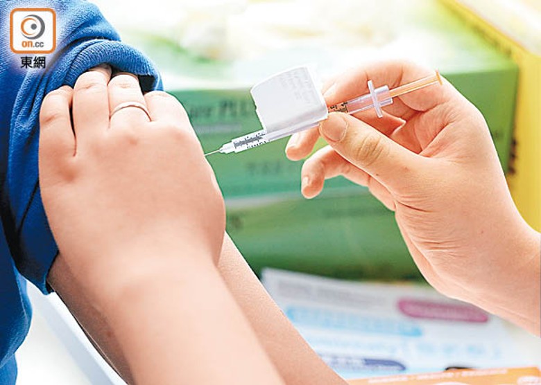 港府放寬入境檢疫安排，仍望推高新冠疫苗接種率。