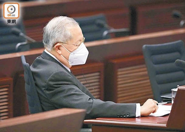 張宇人表示其所屬政黨反對開設常額職位。