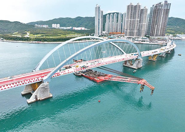 將藍隧道  跨灣大橋  擬12‧11同步通車  新巴士線翌日起行