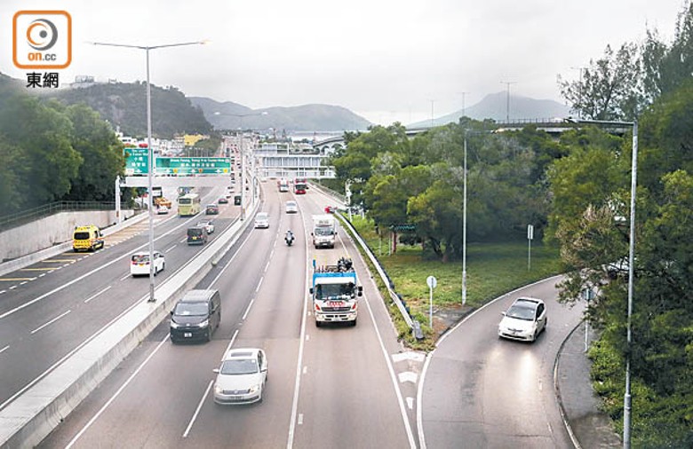 審計署促當局設法改善屯門公路安全。