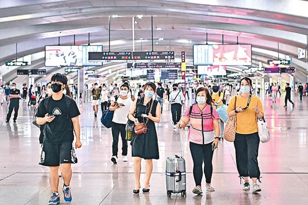 廣州南站為開關後新增站點，方便市民往返香港及廣州市區。