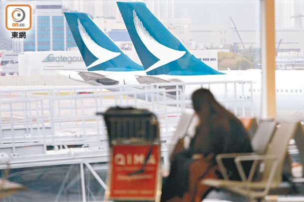 國泰航空取消下月共112班次往返日本的航班。