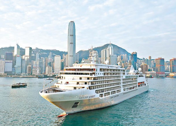 台灣今起恢復辦理港澳人士自由行申請，高雄市觀光局規劃「高雄—香港」雙郵輪母港行程。