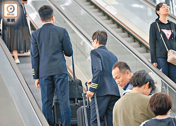 本港面對海運及空運人手不足問題。