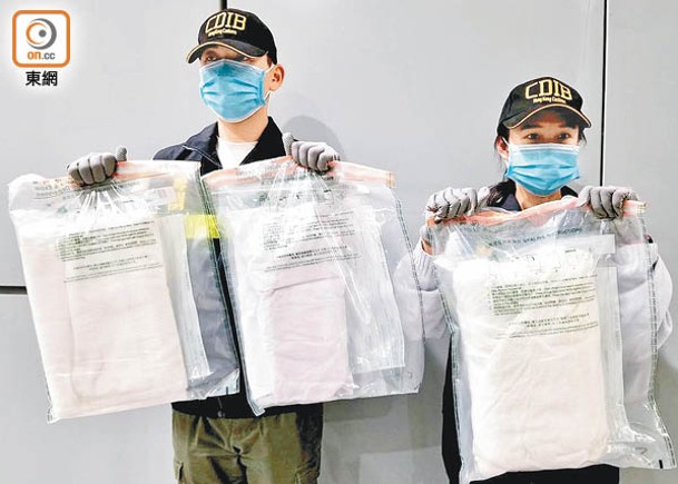 3衣物滲冰毒  機場拘外籍客