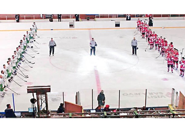 港隊早前出戰波斯尼亞舉行的世界冰球錦標賽，大會播錯歌。