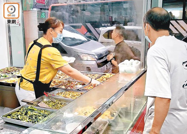 酒樓包場不再 兩餸飯成帶團搶手貨