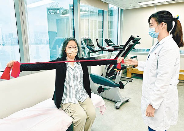 港安醫院推出物理治療資助計劃。
