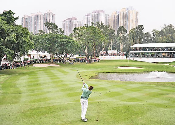 香港哥爾夫球會爆私隱爭議。