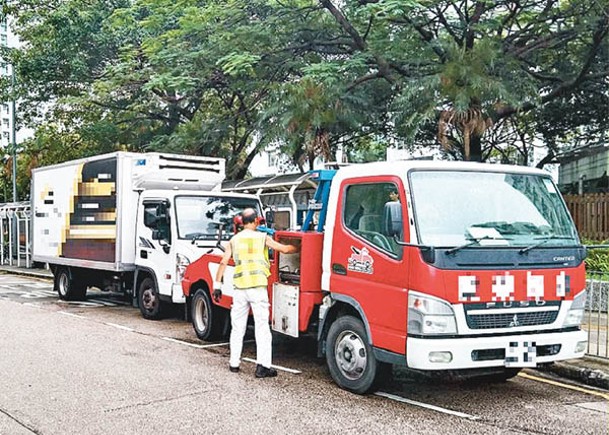 針對交通違規  深水埗行人司機收傳票