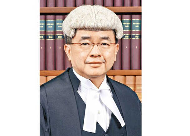 陳嘉信法官捲入司法抄襲風波。