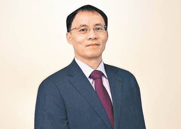 香港理工大學土木基建講座教授趙曉林獲外國雙料嘉許。
