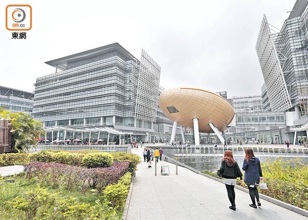 人才不足，限制香港邁向國際創科中心嘅進度。