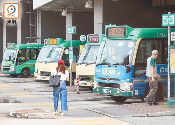 小巴及客車業申輸入1600司機  料下月完成審批