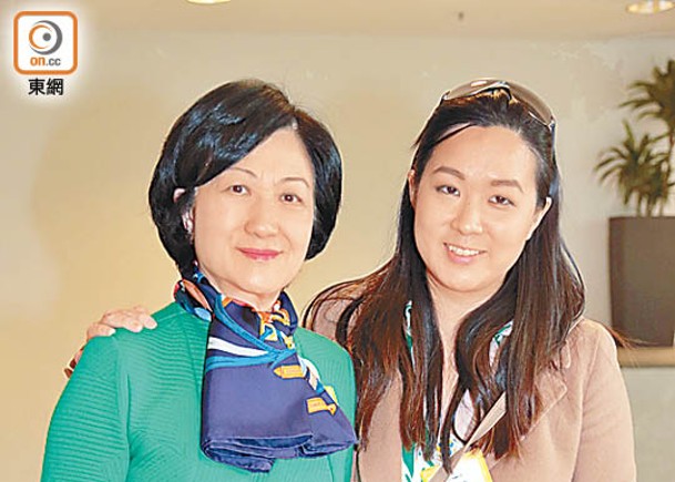 葉劉淑儀（左）斥資逾5,000萬港元，買樓畀女兒葉榮欣（右）。