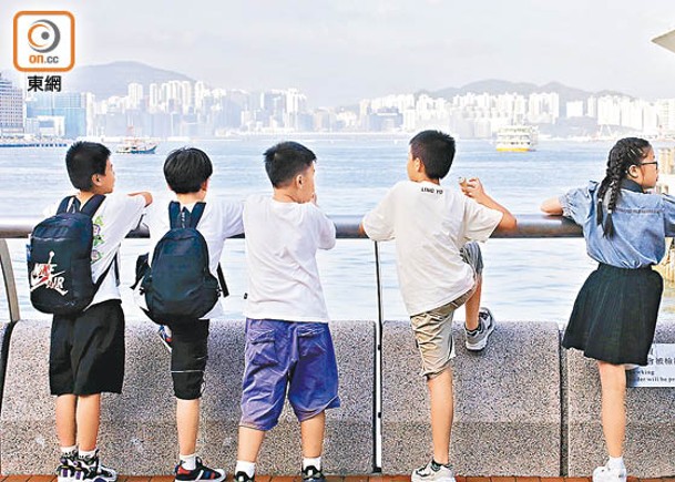 香港適齡學童數量下跌。