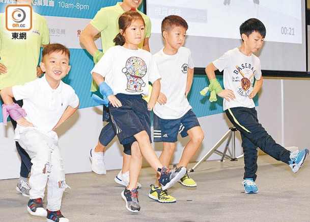 學童多做運動，對身體健康。