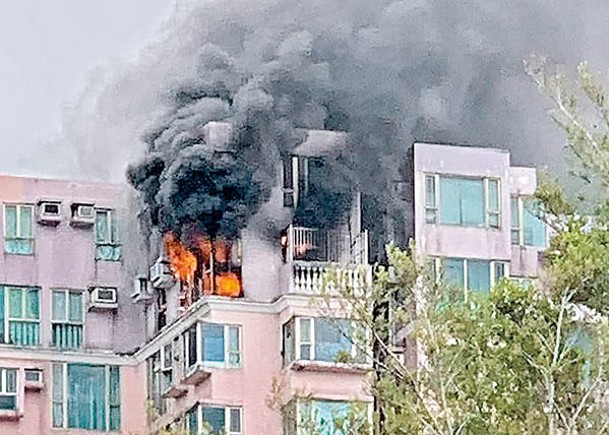 火噬頂樓複式戶  太湖花園60人疏散