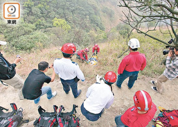 攀山拯救事故數字逐年增加。