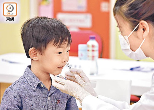 流感肆虐  專家不建議戴罩  籲學童打針防守
