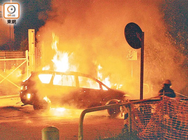 涉案失車其後在林錦公路遭燒毀。
