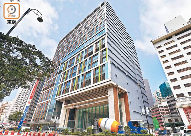 廣華醫院新大樓電線槽鍍層被指厚度不足。