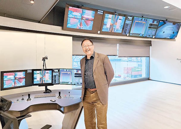 黃錦輝認為葵青貨櫃碼頭未能盡情發揮智能科技嘅效用。