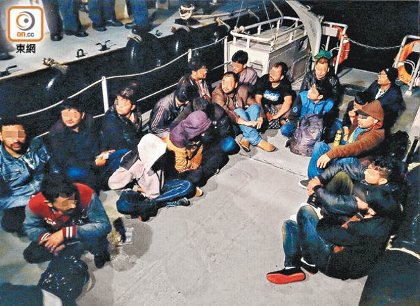 過去有不少假難民偷渡來港。