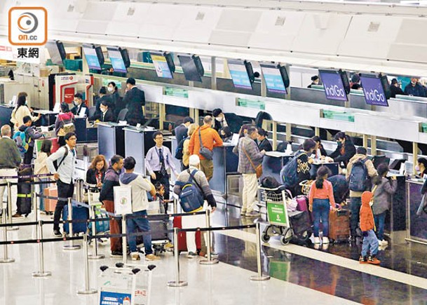 機場去年12月客運量達430萬人次。