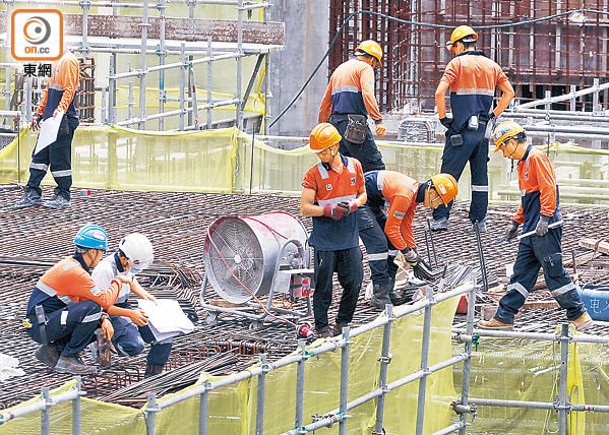 多項大型基建項目接踵而至，本港建造業人手需求甚殷。