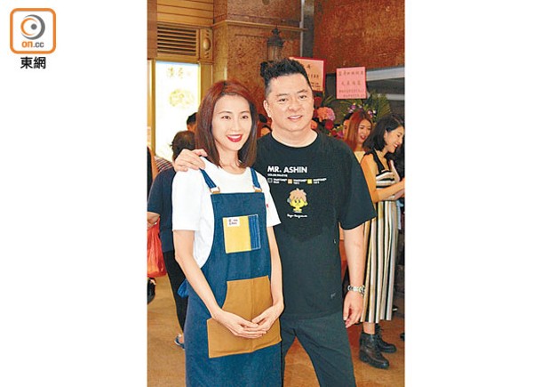 「大渣哥」由前港姐冠軍譚小環（左）及其丈夫蔡強榮開設。