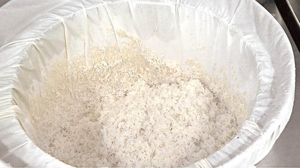 米飯等食物應避免在室溫下存放過長時間。