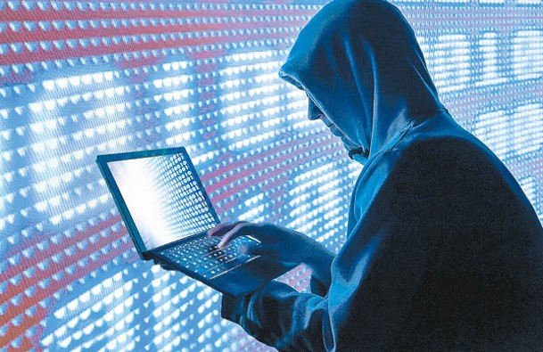 黑客常利用系統漏洞、釣魚電郵等入侵系統內部。