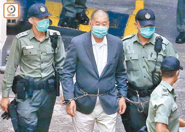 黎智英在庭上播放的錄影片段中表示，香港人應盡量讓國際社會關注12港人被扣內地的事。