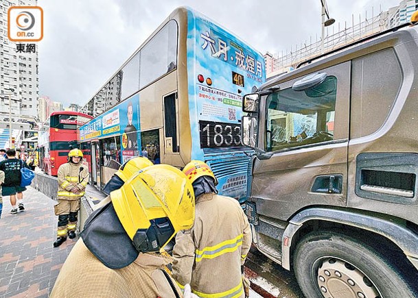 泥頭車兩巴士串燒  11人受傷