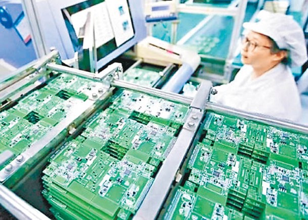 外界指本港微電子產業有待發展。