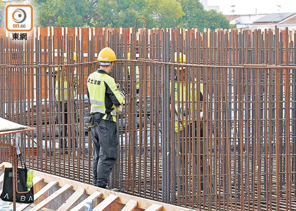 立法會正審議《建造業付款保障條例草案》。