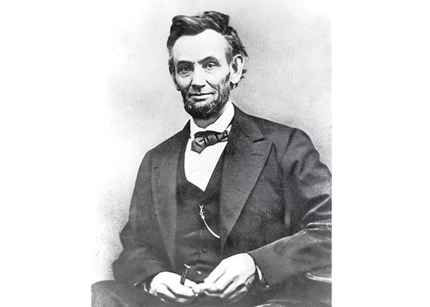 林肯是美國第一位遇刺身亡的總統。