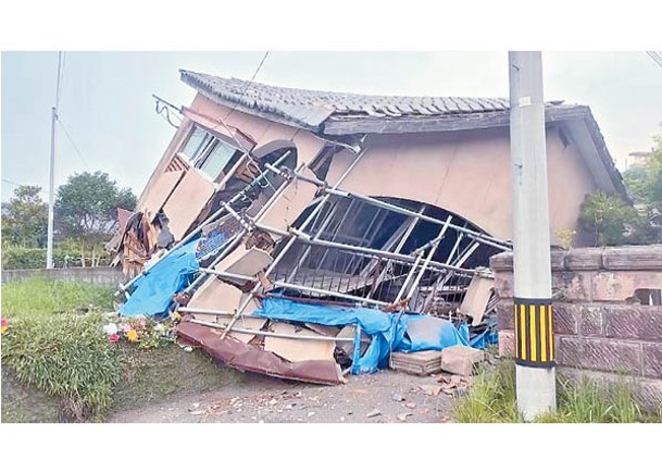 鹿兒島縣大崎町有房屋倒塌。