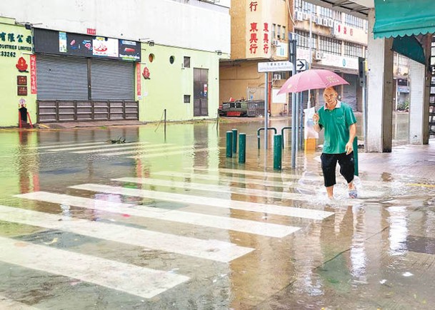 澳門消息：晚上掛8號波  內港低窪區料水浸