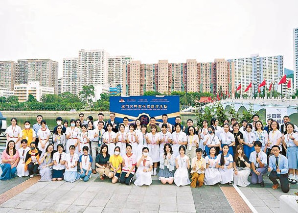 沙田區中學生繪內地風景  點亮城門河畔燈柱照萬家