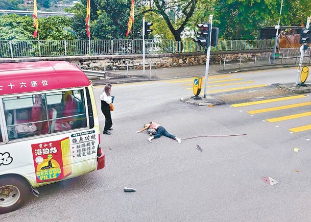 紅Van撼過路婦重創  司機涉酒駕被捕